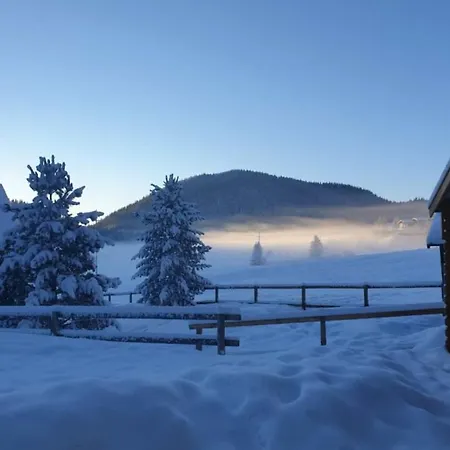 Almhaus Kaernten بيت للعطل Flattnitz