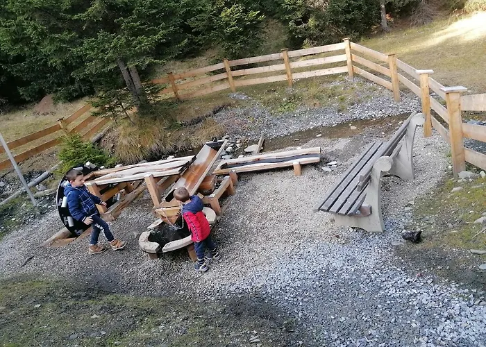 Almhaus Kaernten Tatil Evi *